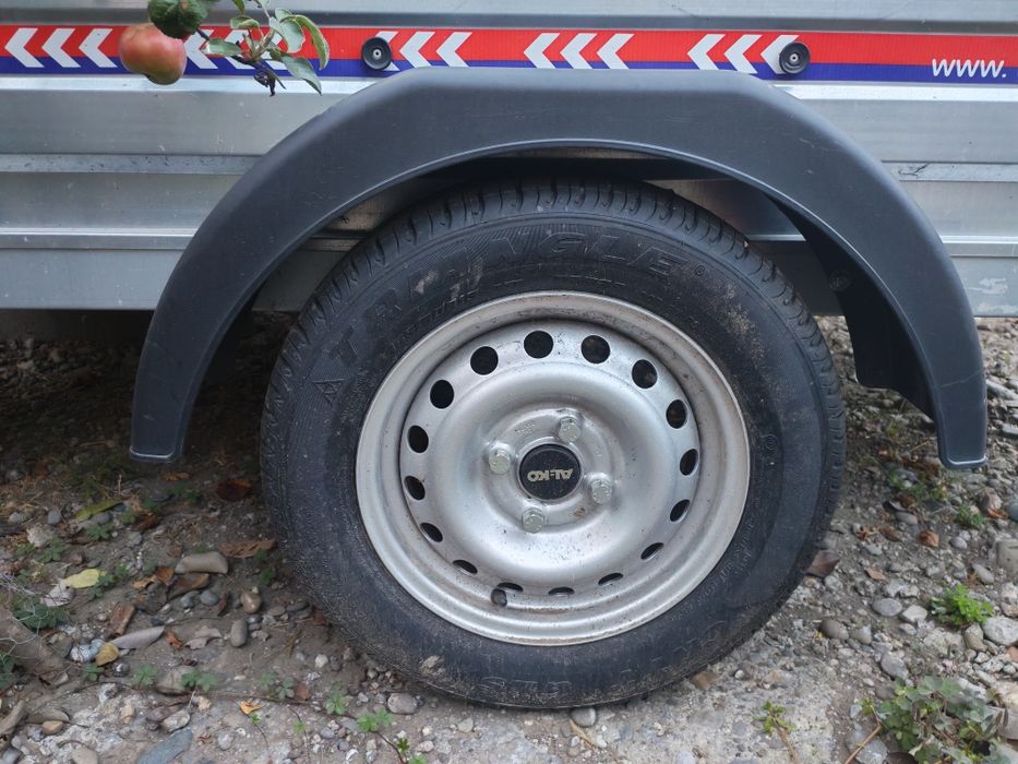 Remorca 750 kg nou