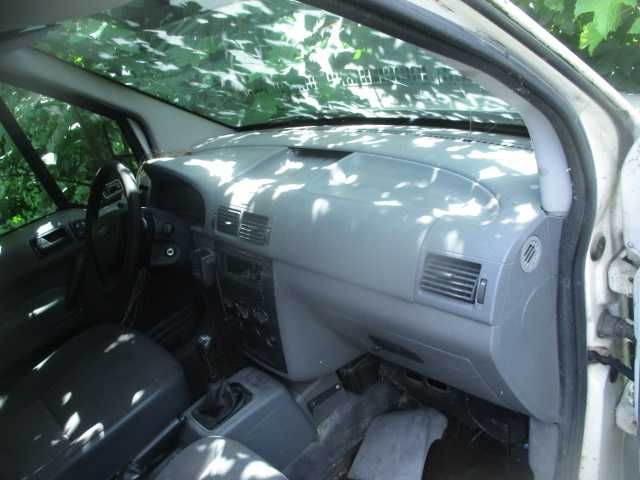 Piese dezmembrez FORD TRANSIT CONNECT an 2006 motor 1,8 diesel