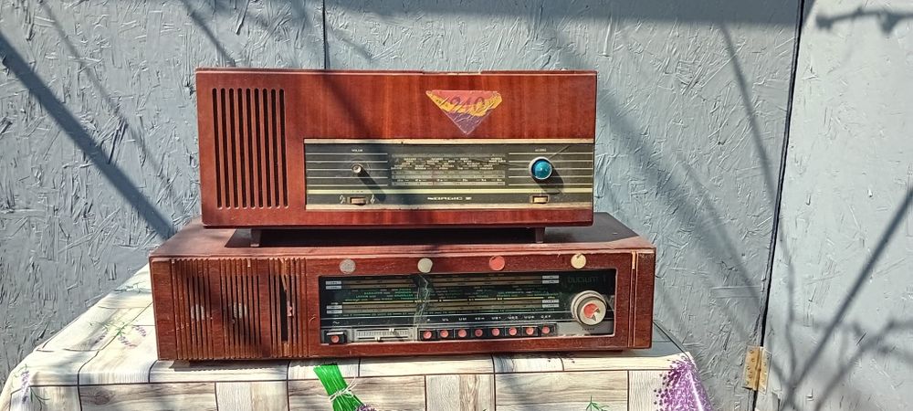 TV/radiouri vechi de vanzare