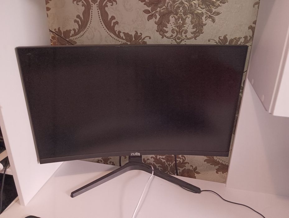 Игровой компьютер сотилади полный комплект