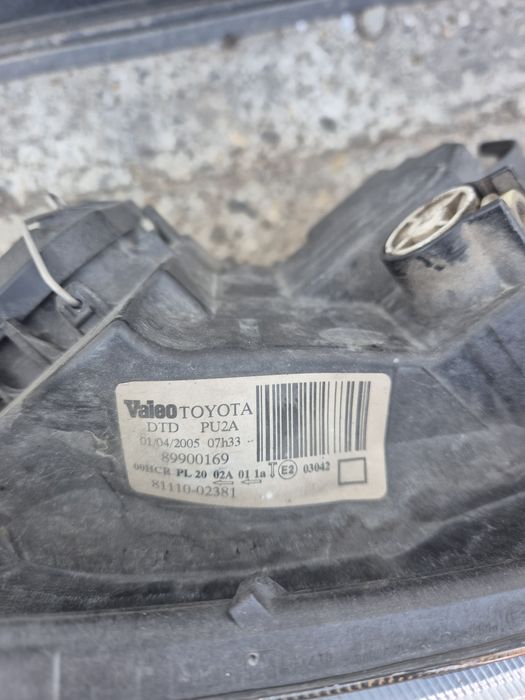 Far Dreapta Toyota Corolla E12 Hatchbak. 2003-2006. Volan stinga.