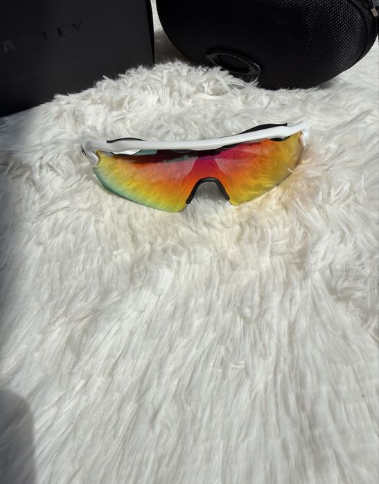 Oakley radar Ev path