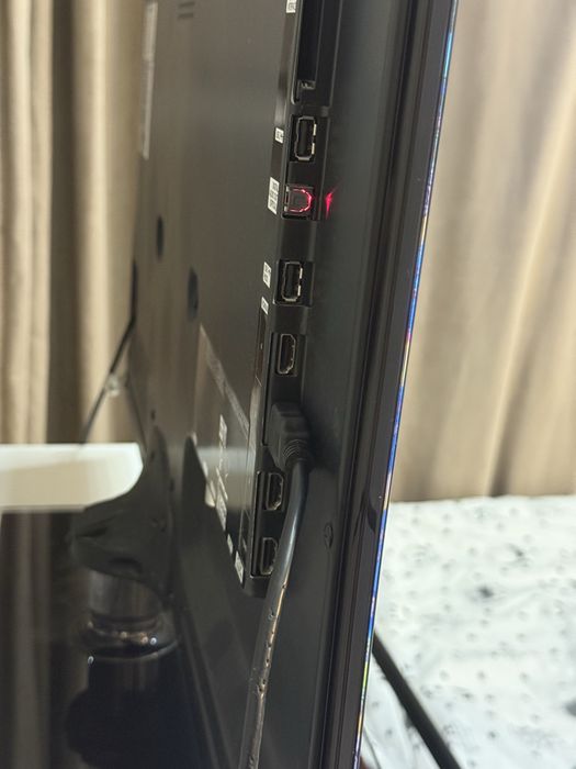 LED Телевизор Samsung 32" Full HD