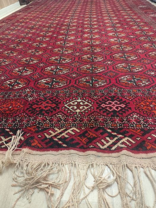 Продам ковер туркменский, 2*4 метра