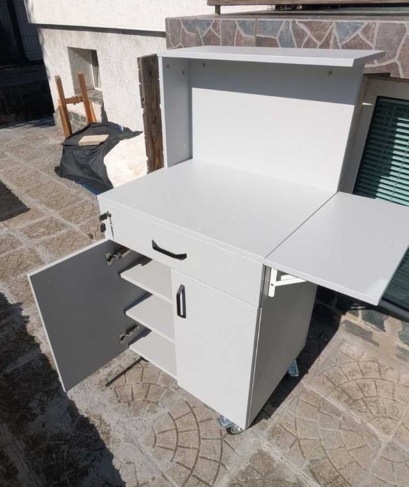 Работен шкаф по поръчка