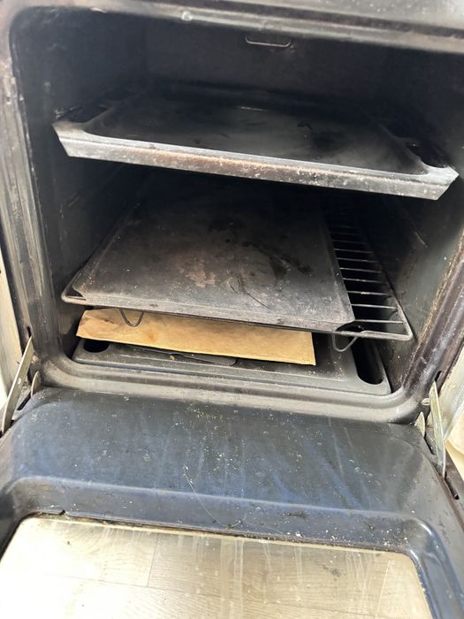 Продам газ плиту в рабочем состоянии