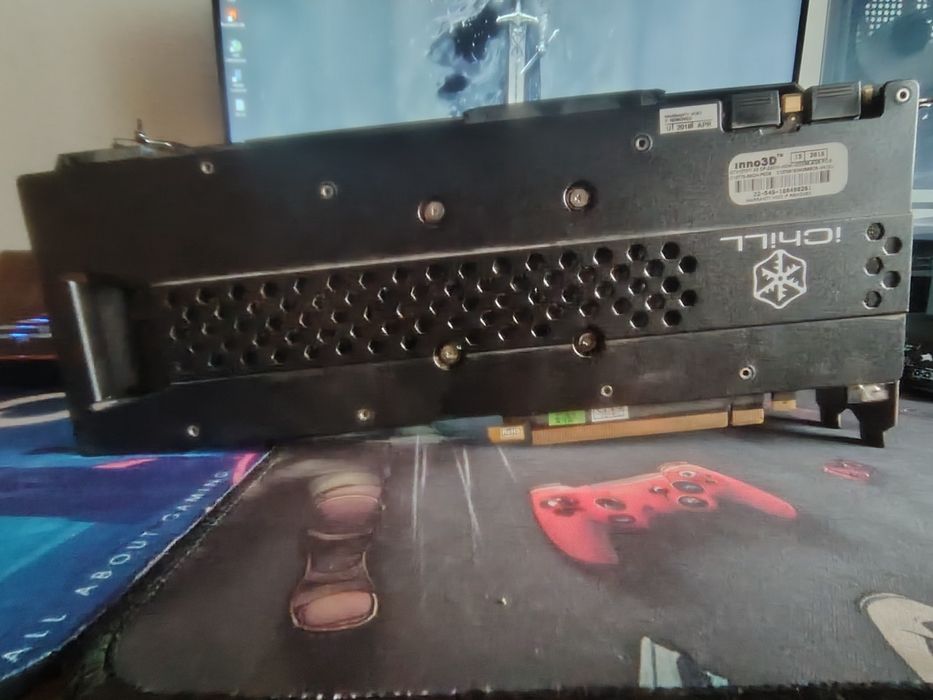 Inno3D gtx 1070ti Ichill X3 v2 8gb Vram GDDR5X  perfectă