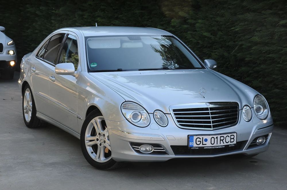 Mercedes-Benz E 220 Avantgarde 2006 2.2CDi 177CP CutieAut Clima Piele Xenon Proprietar
