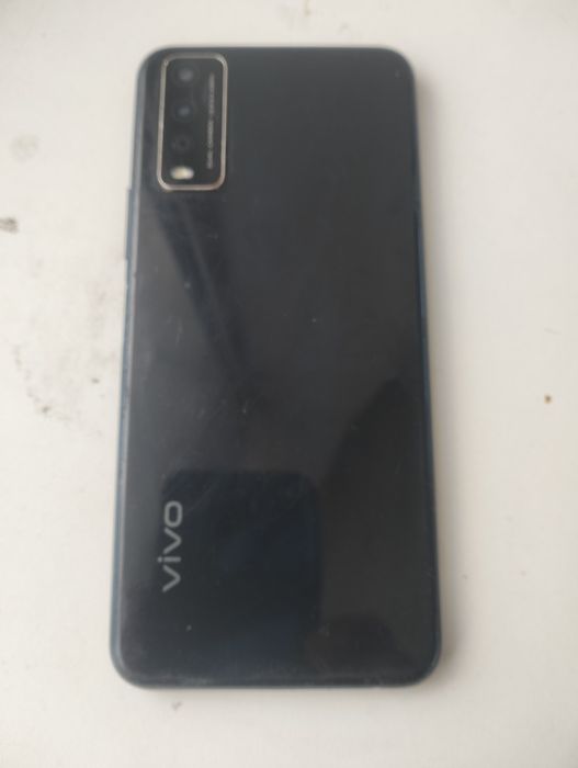 Продам срочно смартфон