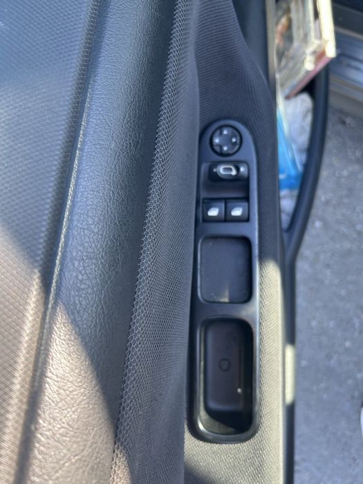 Vand Peugeot 207 CC, 1,6 HDI inmatriculata