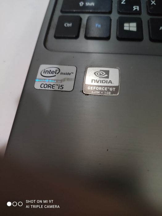 Продам ультрабук acer на запчасти