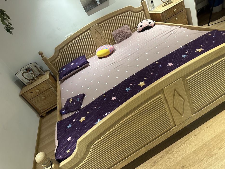 Pat lemn masiv cu saltea