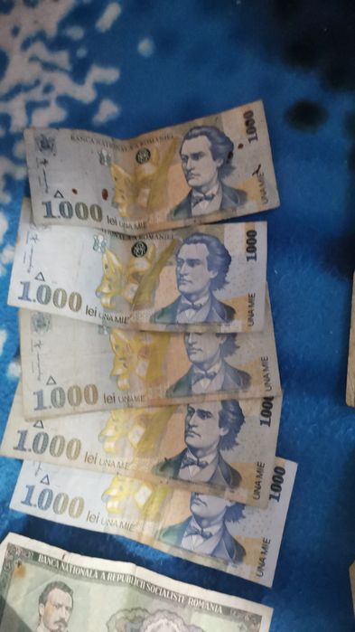 Bancnote și monede vechi