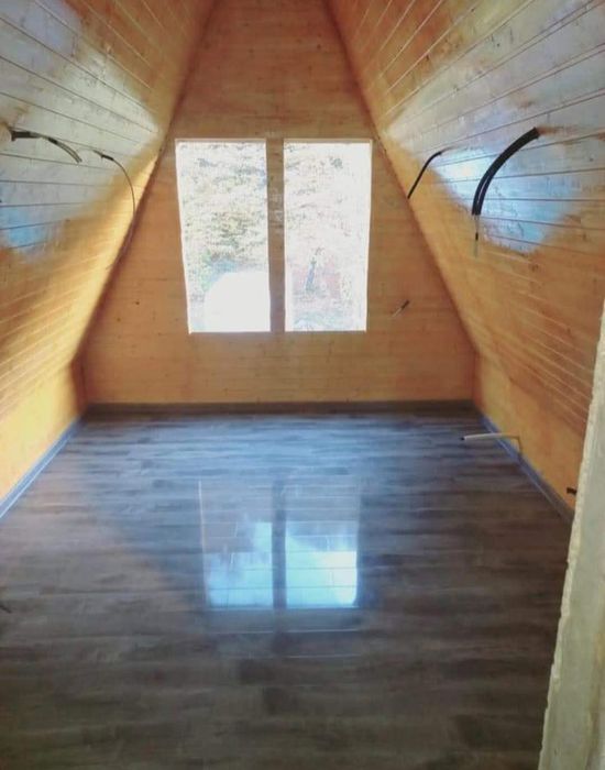 Vindem cabane tip A-frame