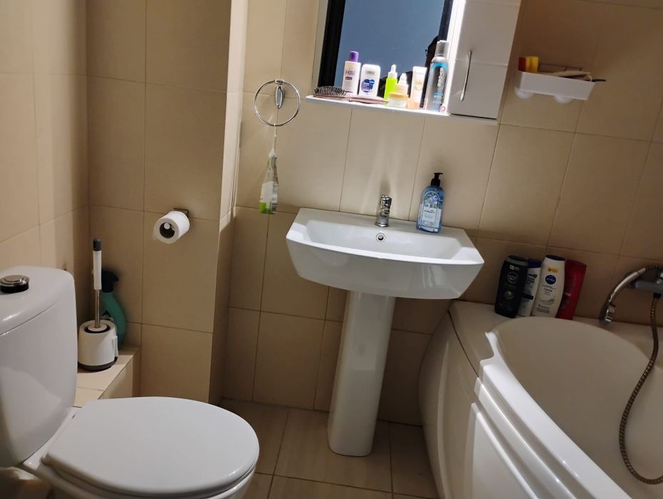 Inchiriez Camera - Prelungirea Ghencea - Sector 6