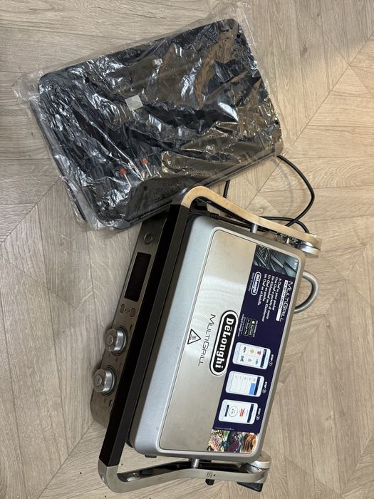 Электрогриль DeLonghi MultiGrill CGH1012D