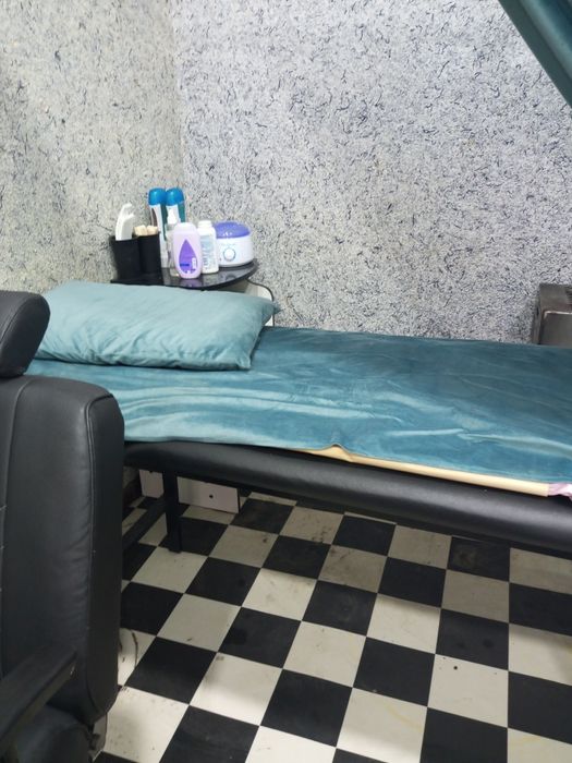 Salon mebil sotiladi