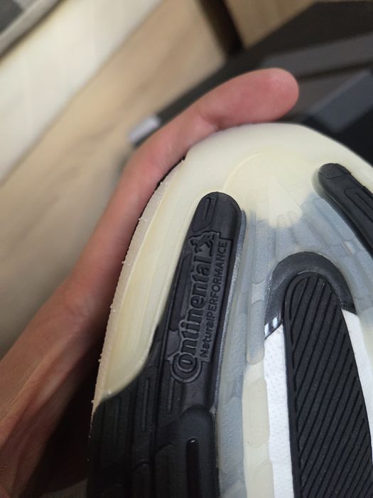 Adidas Ultraboost 23 light