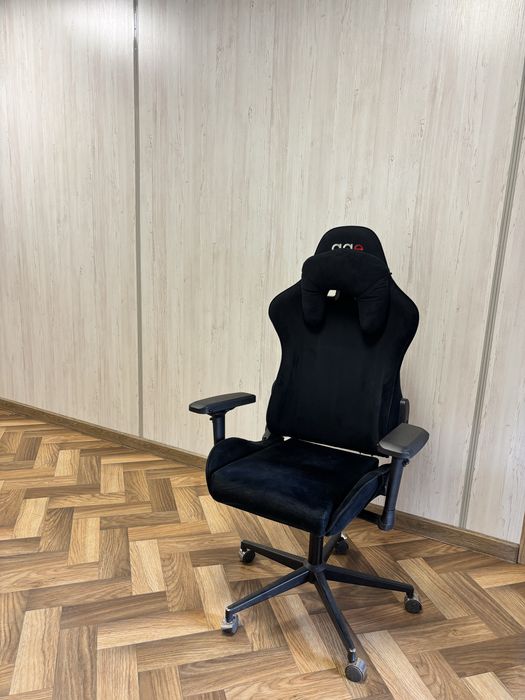 Продам игровые кресло