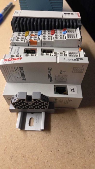 PLC BECKHOFF CX8190 Embedded PCL \ EK1110