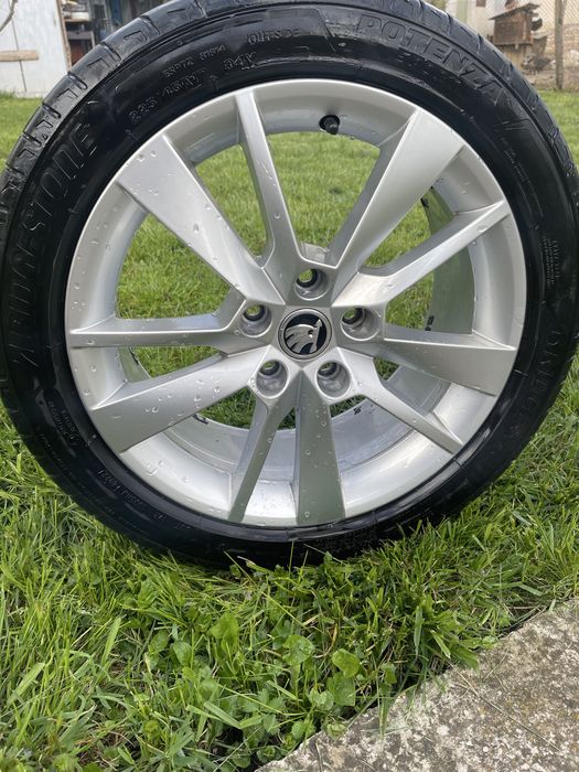 Оригинални джанти 7J x 17 H2, ЕТ 49 за Skoda Octavia