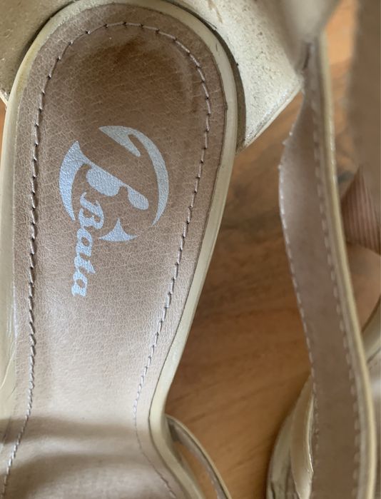 Босоножки 37 р.