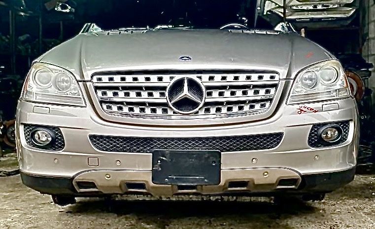 Передняя часть Мерседес ML W163.
