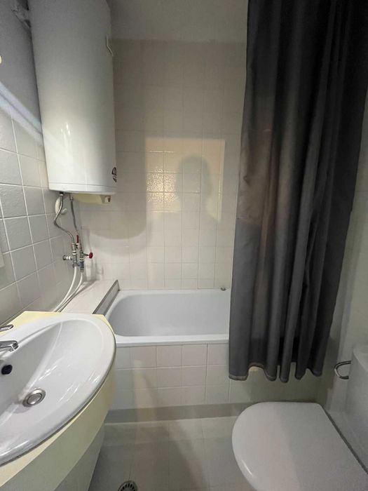 Продава се Двустаен апартамент в Казанлък - 70 кв.м за 1286 €/кв.м - Снимка #6