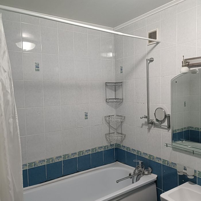 Продам 2 комнатную квартиру