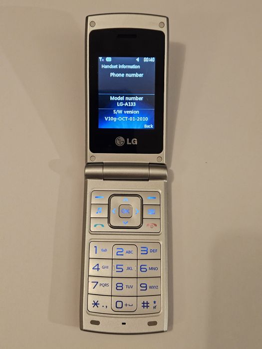 Telefon  LG A133
