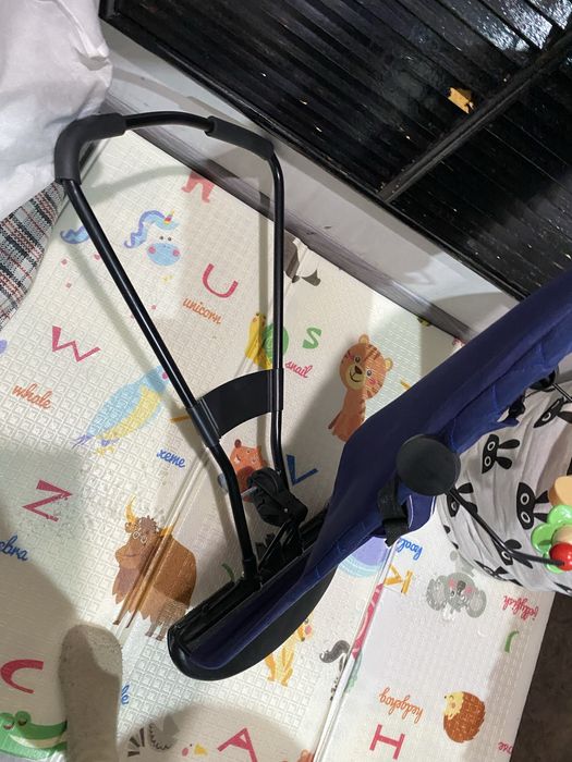 Продам детский шезлонг