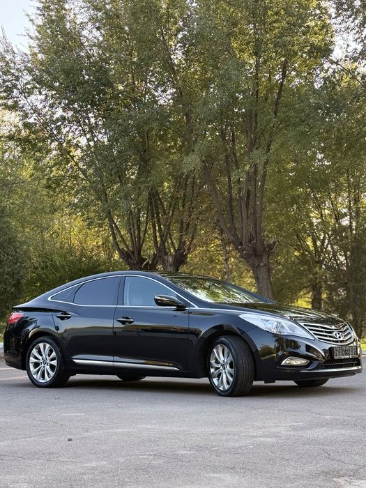 Hyundai Grandeur HG300