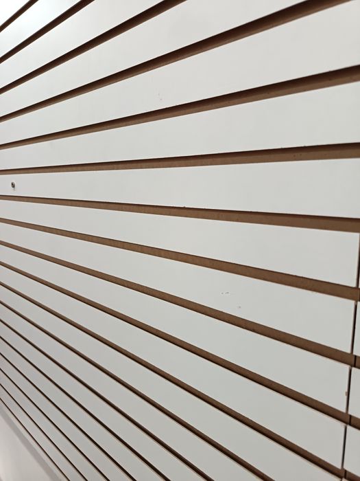 Эконом панель продам белого цвета