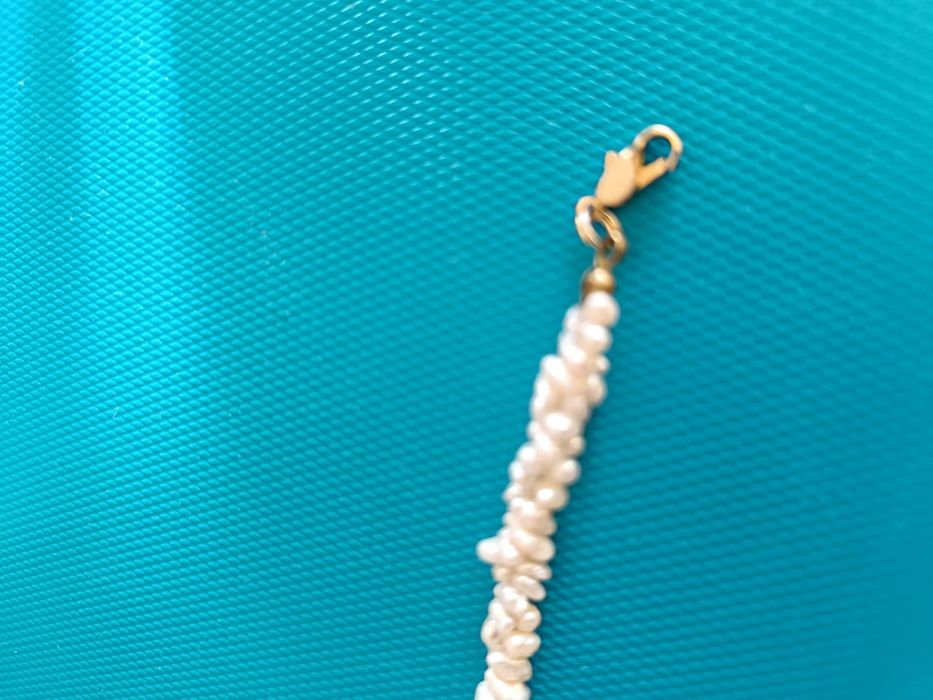 Гривна от естествени речни перли