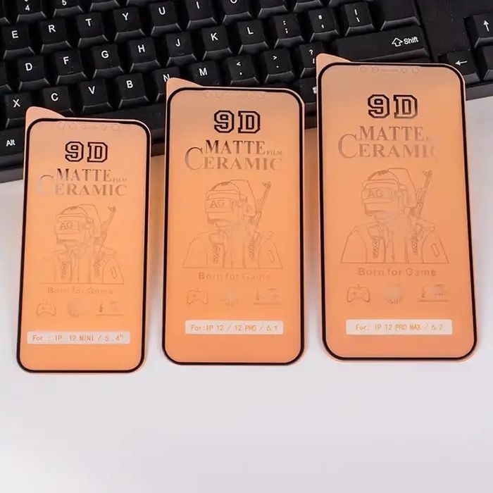 Матиран керамичен протектор за iPhone 14/15/16 PRO, PLUS и PRO MAX