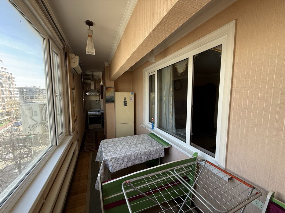 Bobur ko’cha 3-7-9 kvartira ijaraga beriladi. Srochna bezmakler