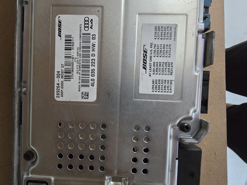 Усилвател за Аudi Q7  BOSE  4L0 035 223 D