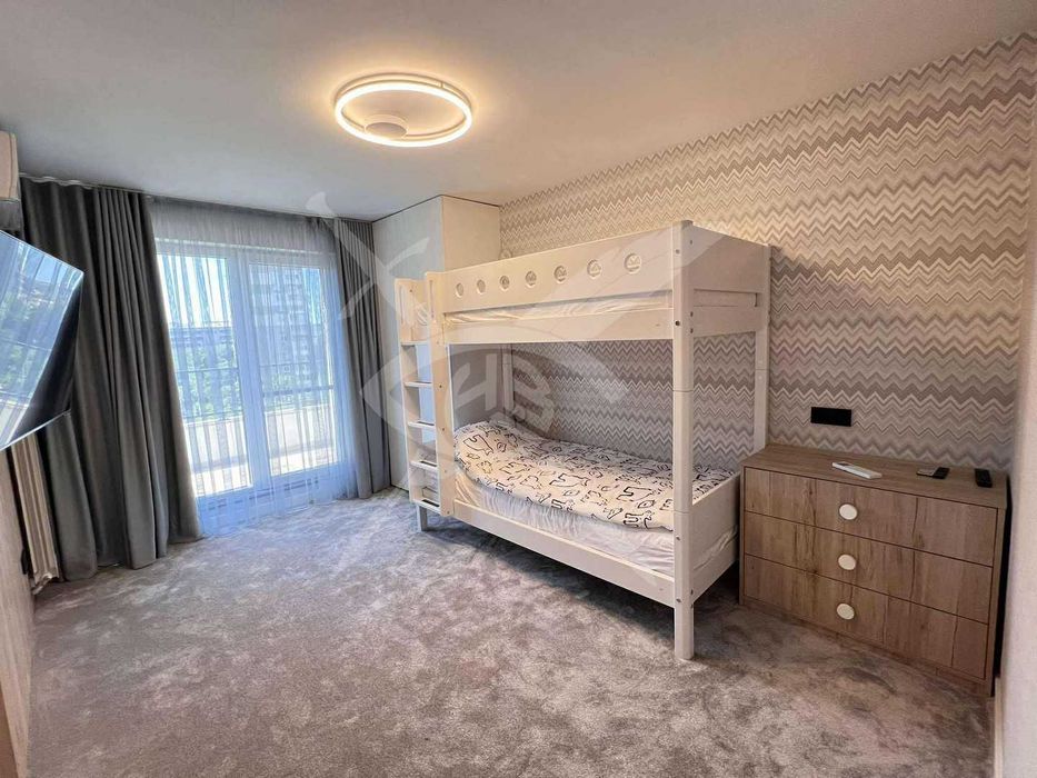 Дава се под наем Четиристаен апартамент в София, Белите брези - 203 кв.м за 2200 € - Снимка #16