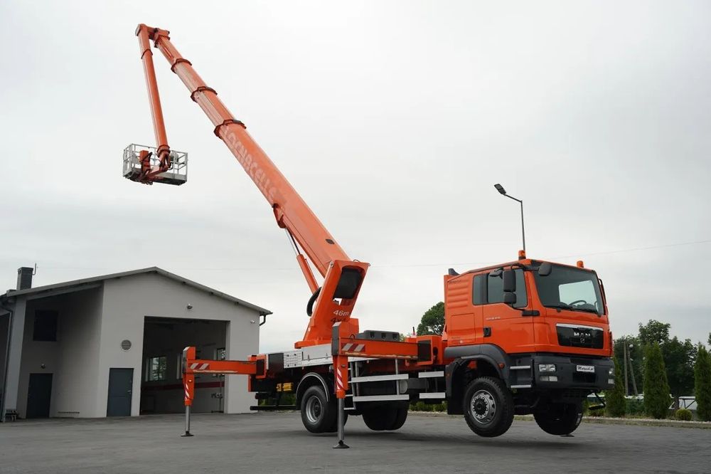 MAN TGM 18.290 / 4x4 / BRAȚ CU COLIVIE / ÎNĂLȚIME DE LUCRU 46M / MANUALĂ