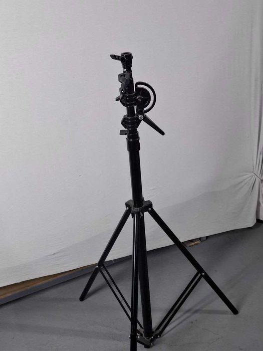 Штатив Jinbei M-3