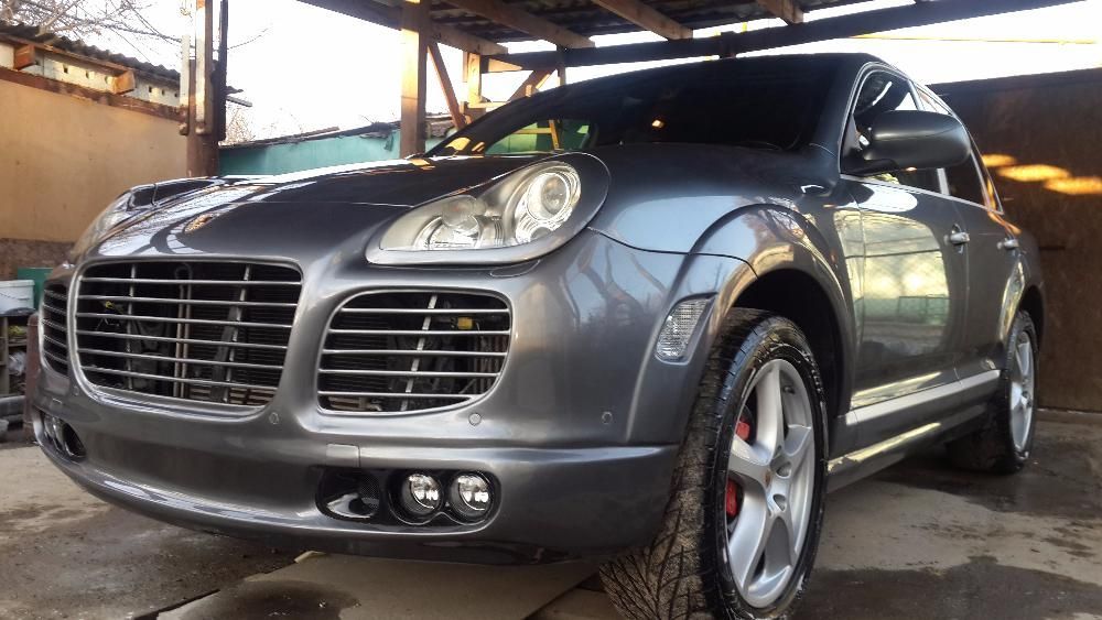 Продам бампер на Порш Кайенн