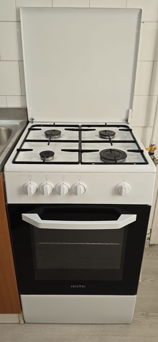 Aragaz si cuptor Arctic gaz impecabil