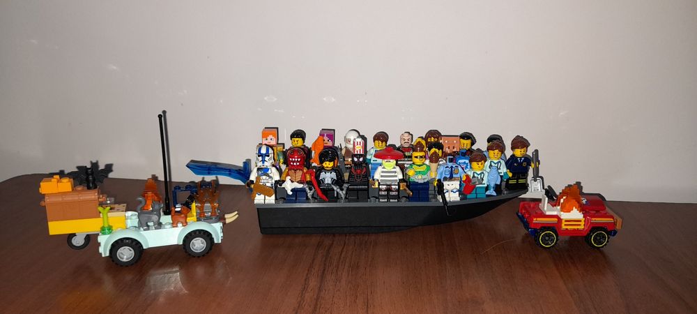 Продаю коллекционные LEGO (оригинал)