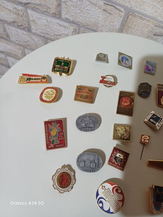 Стари значки значки