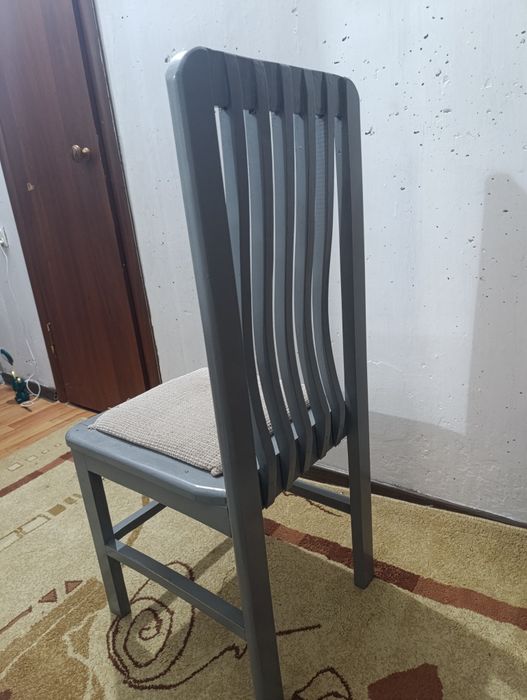 Стул деревянный 1 шт.