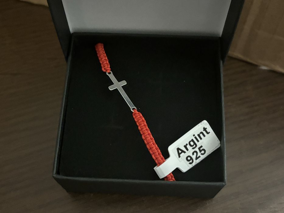 Bratara cu cruciulita din argint 925 si snur reglabil