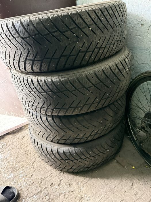 Шины 235/65/17 в х