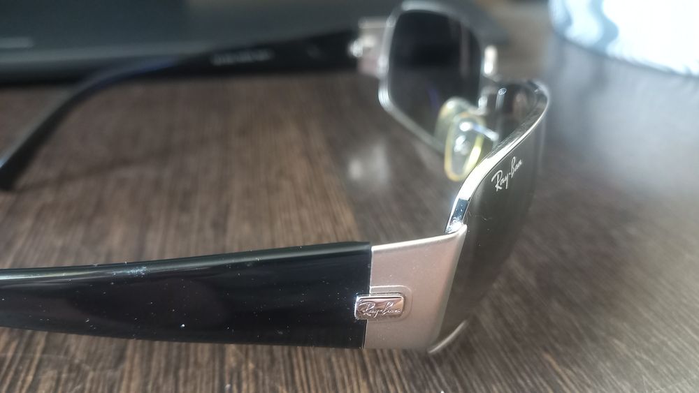 Солнцезащитные очки Ray-ban новые (оригинал)