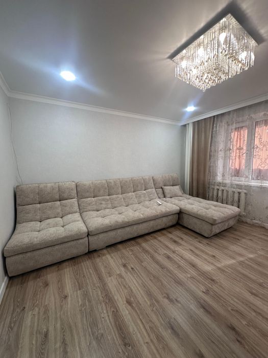 Продается четырехкомнатная квартира