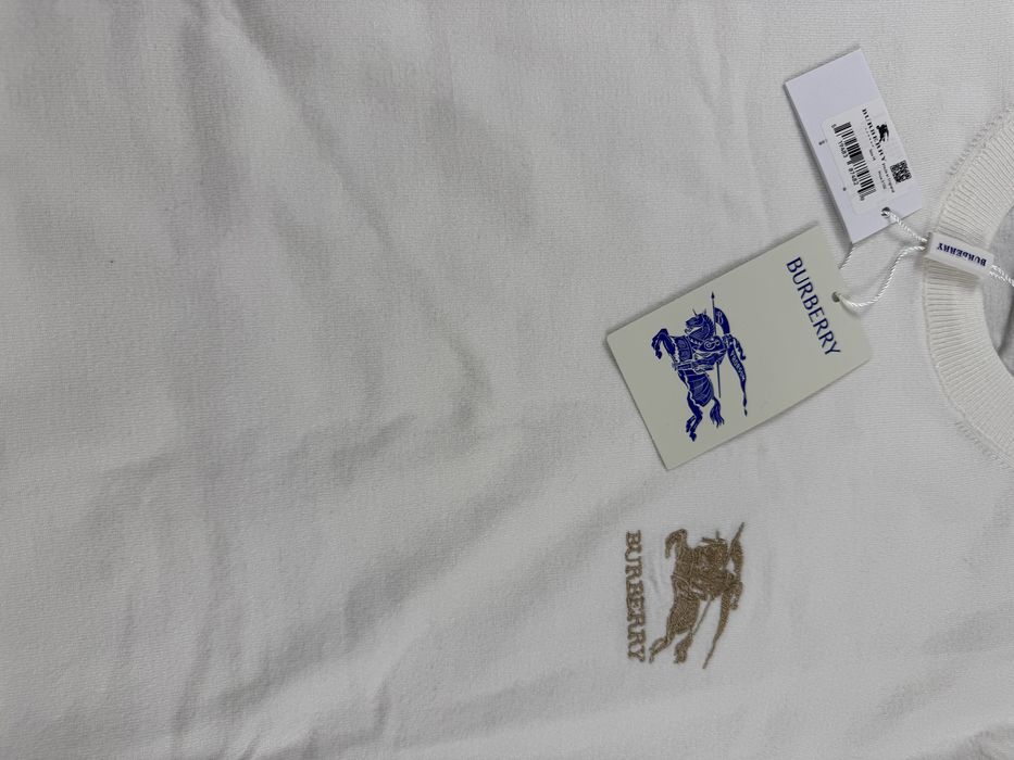 Burberry-Автентичен чисто нов мъжки пуловер Л размер